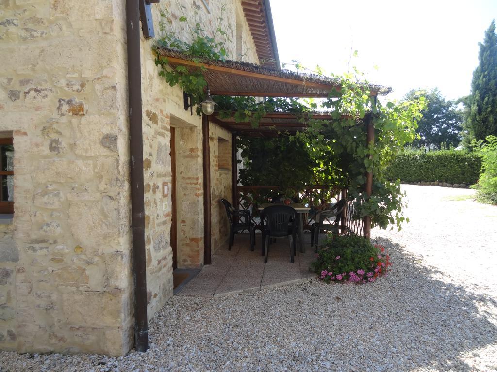Borgo Il Villino Casa de hóspedes Casole dʼElsa Quarto foto