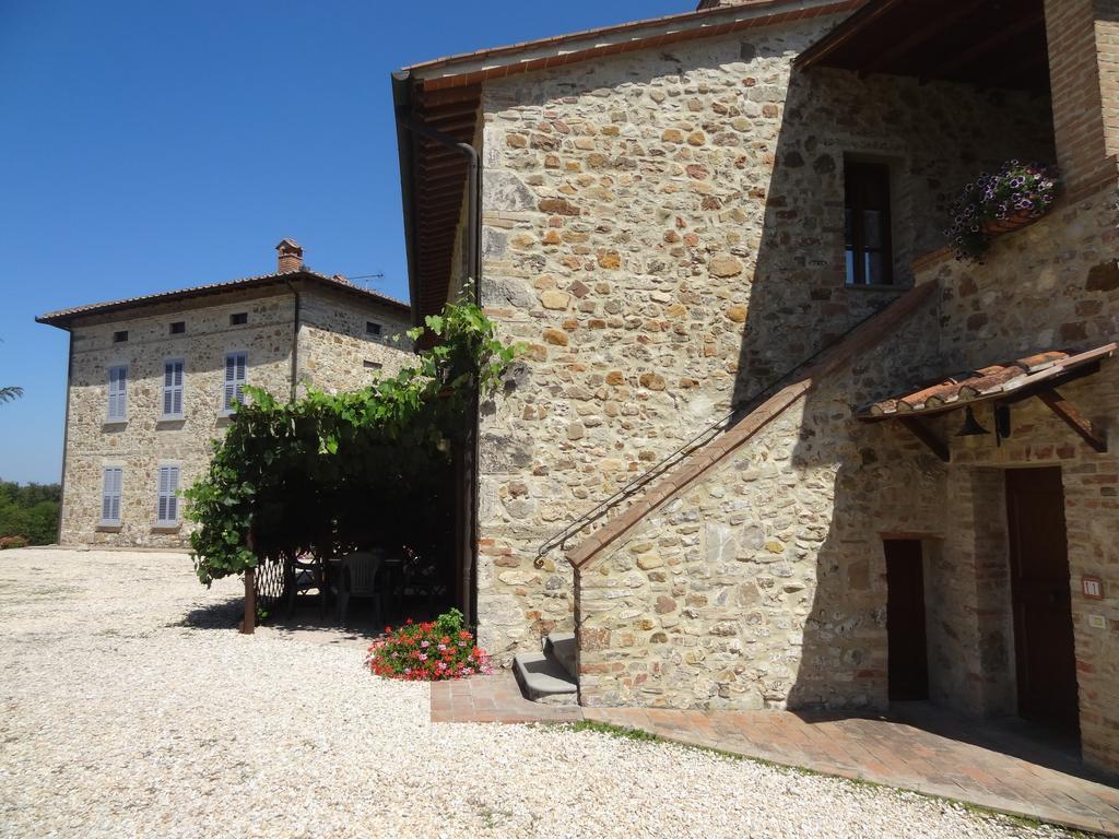 Borgo Il Villino Casa de hóspedes Casole dʼElsa Exterior foto