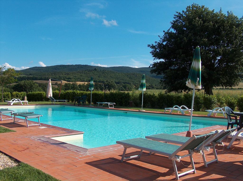 Borgo Il Villino Casa de hóspedes Casole dʼElsa Quarto foto