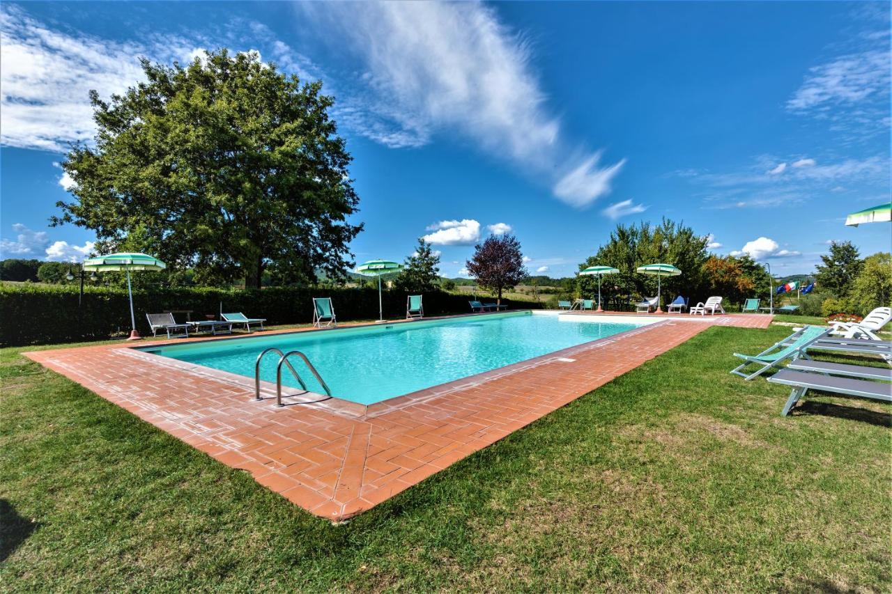 Borgo Il Villino Casa de hóspedes Casole dʼElsa Exterior foto