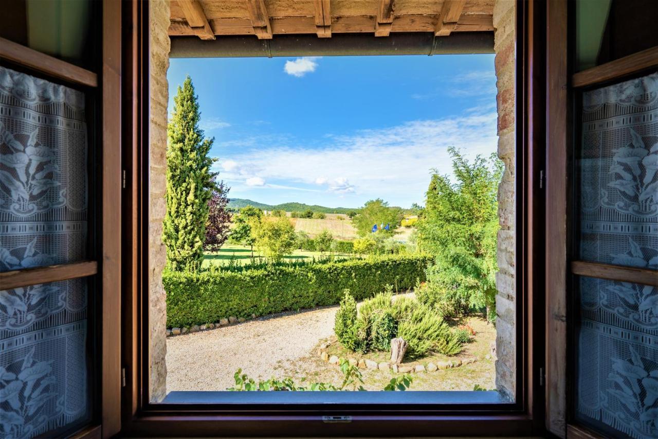 Borgo Il Villino Casa de hóspedes Casole dʼElsa Exterior foto
